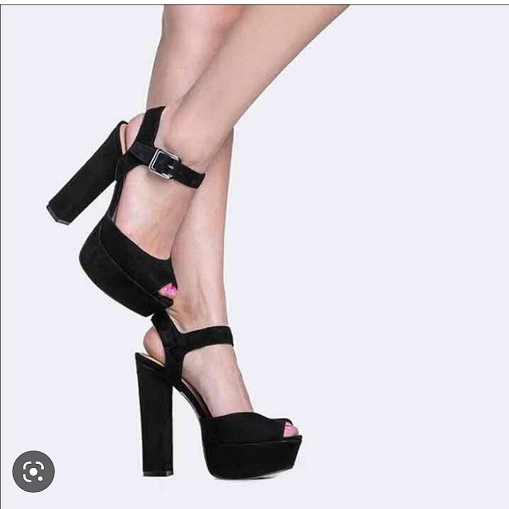 Steve Madden Jillyy Platform Heel
